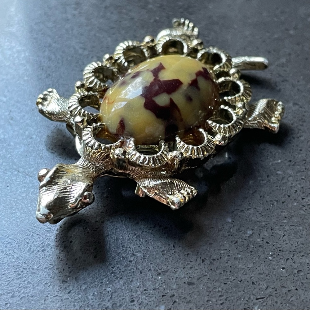 1960’s Vintage Gerry's signed Turtle Brooch, faux cabochon shell 2 1/4"